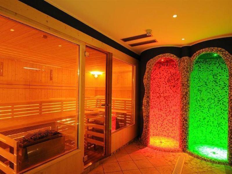 8DED2298E60E96D70536796921F2834E