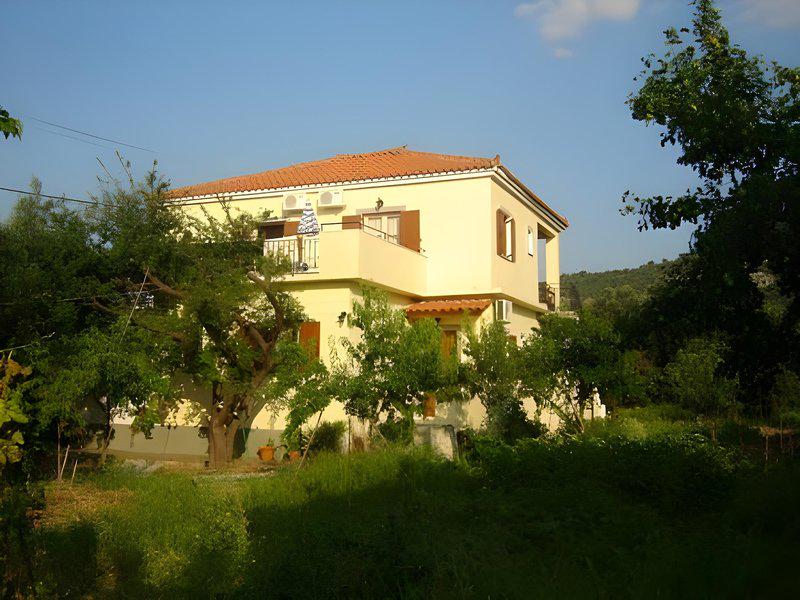 BB7930FE66C925E6B3D1CCBEE4FF7D27