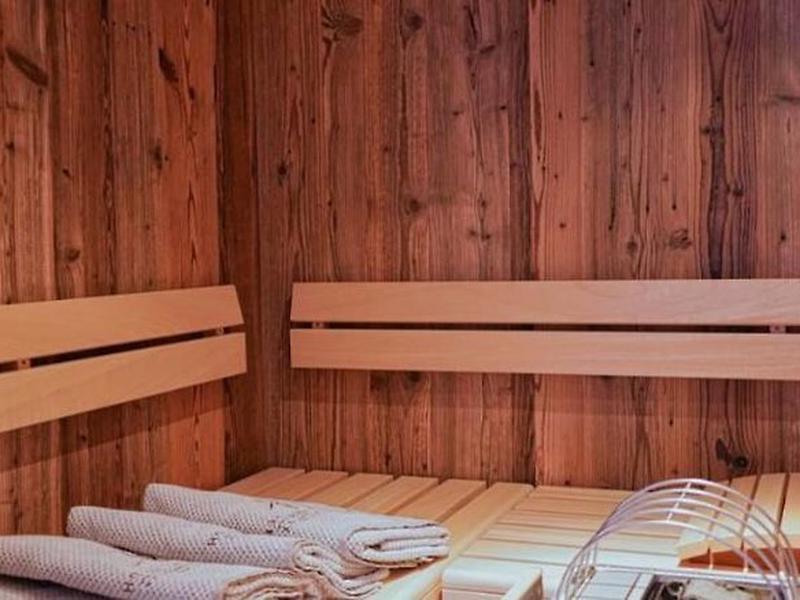 C32853E459C8CC6C760BC5B604B15F02