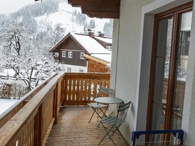 E642CC3EBCBCAEDA078E9E9976D68B5E