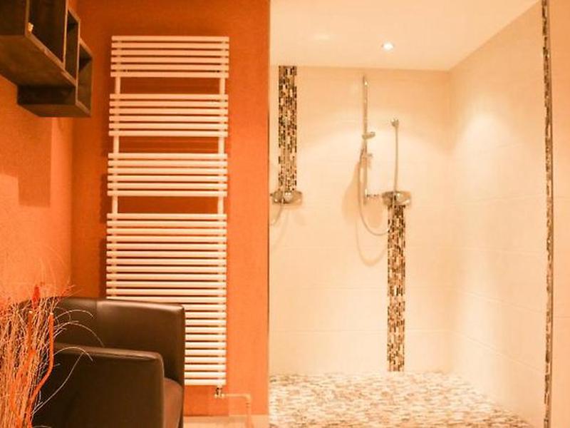 4B4C534AED698447D554458713BE2565