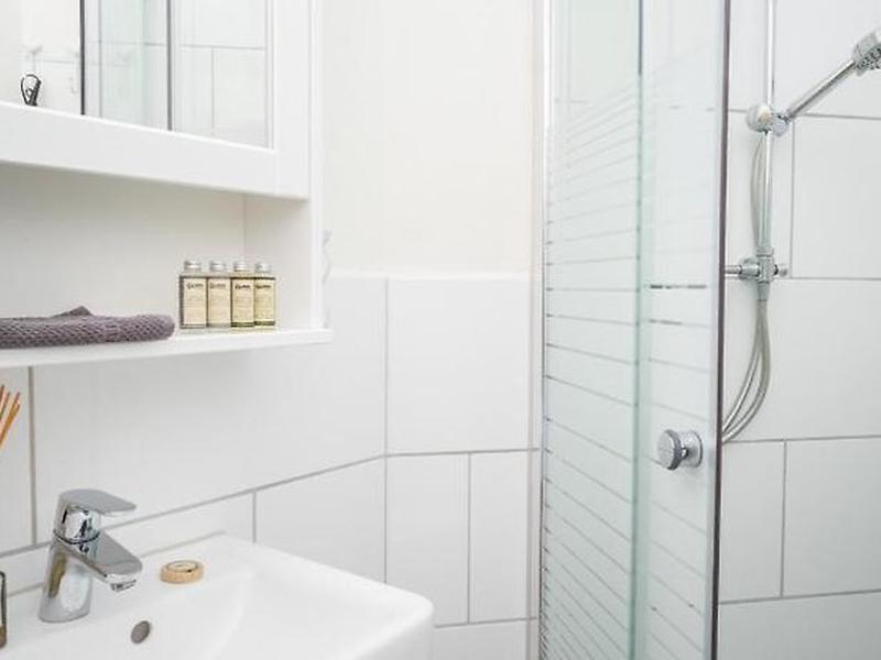 166DAAE70C0B0BAAE5662CC023071F6E