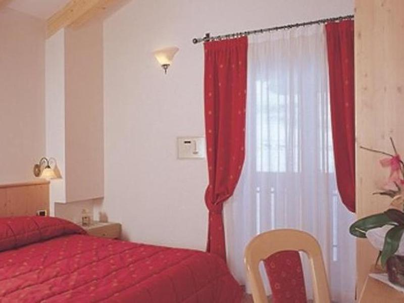 8A661D7E86BD69AFBDF3AB5C2CA32640