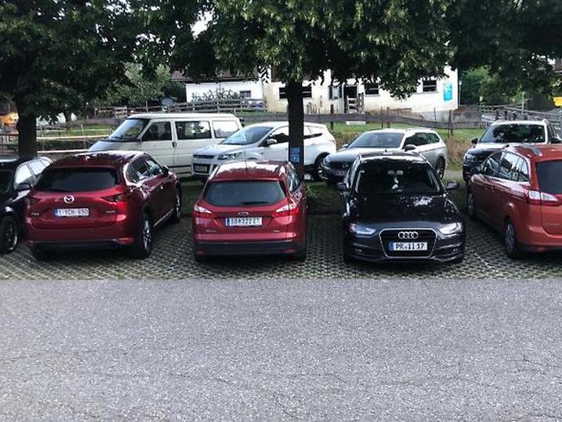 FE5D70BACA4623503B2C8766C7E4F561