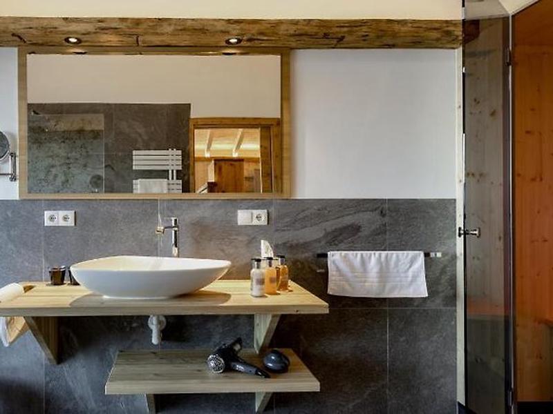 46A240928E1CB1599C7A4F5AC5ED903A