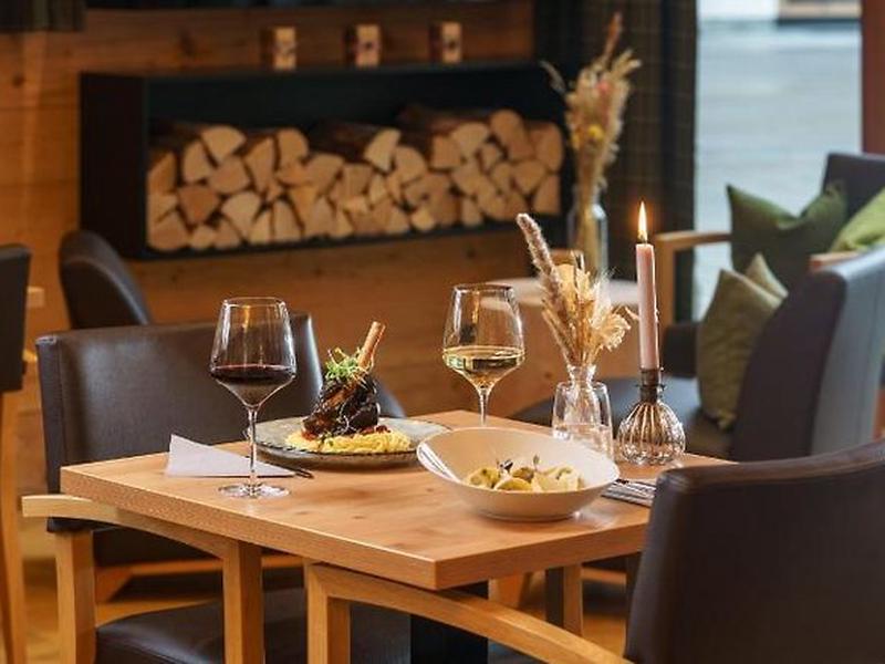 CB6CCF8A9A0D92AFD2825E756B042385