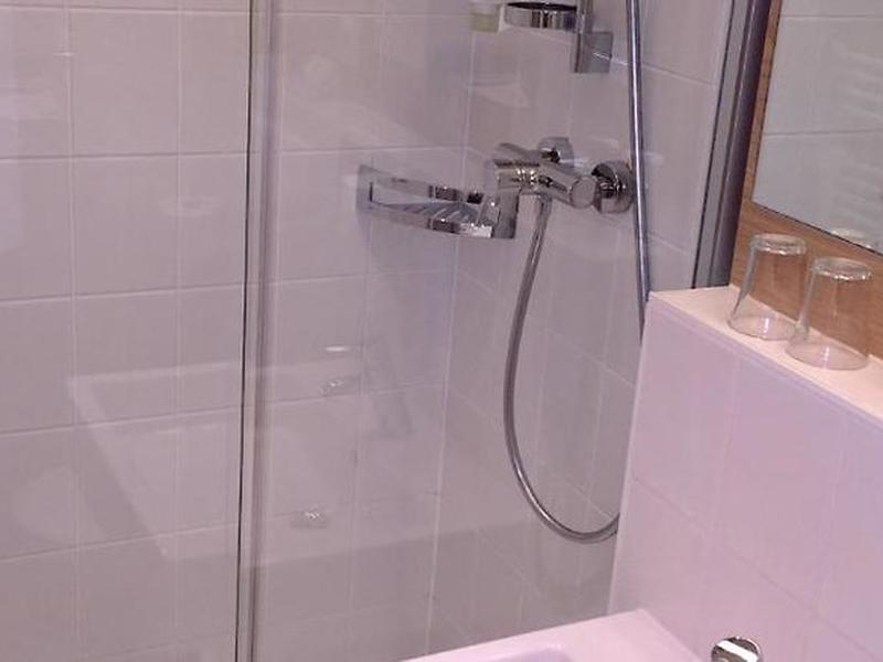 E42F023E0DDF0CC31C0C6BECB9039C2D