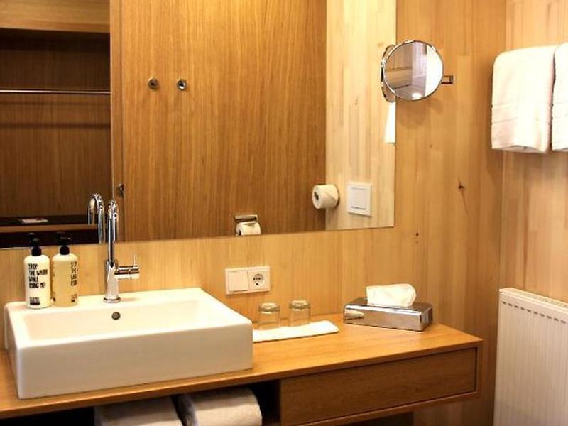 9C5A25C836C490E630990192800895DE