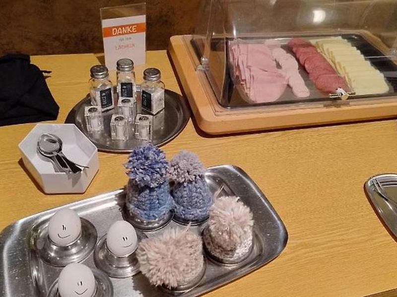 9A75DC6CCE9F0CB8EB32028B4F003B3B