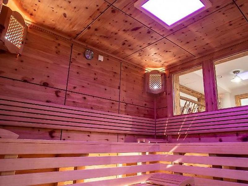 79E36ECB963B5D741ED9E1D358EFD624