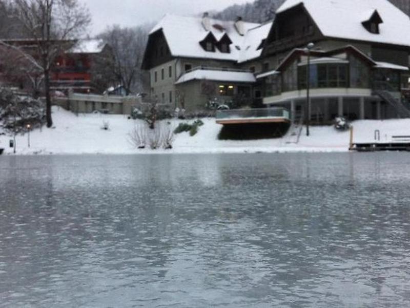 AE80C66089C2B43ED1FAD67CE0FEEA20