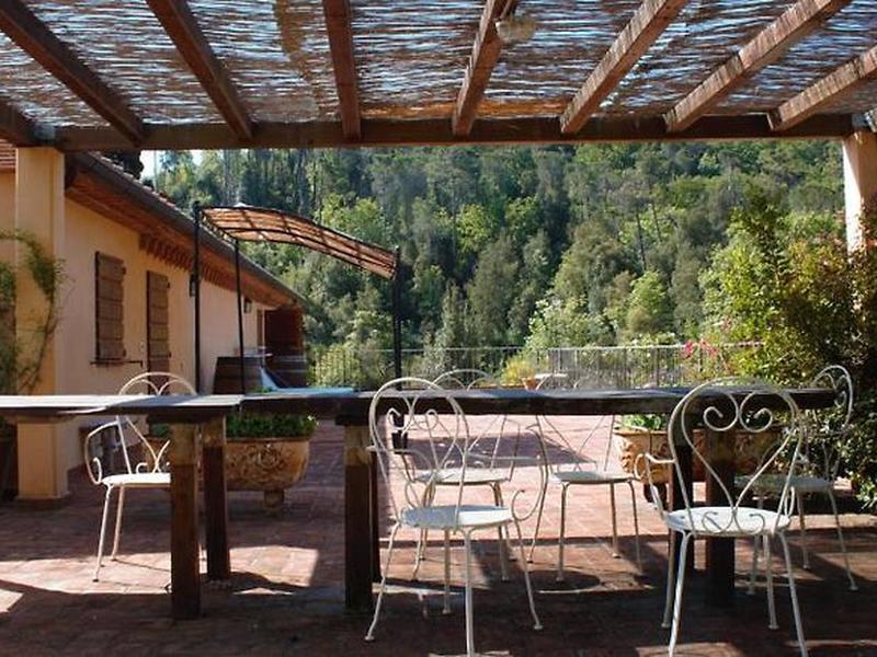 F915ED27AC71ADE4811EF8CBEEC827C1