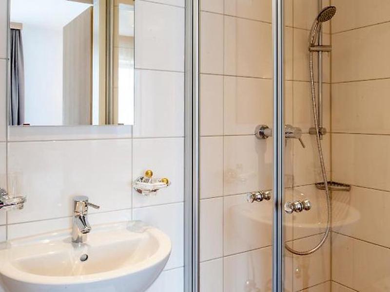 FC7C4CF9BAA4B8556BF9254E538B9858