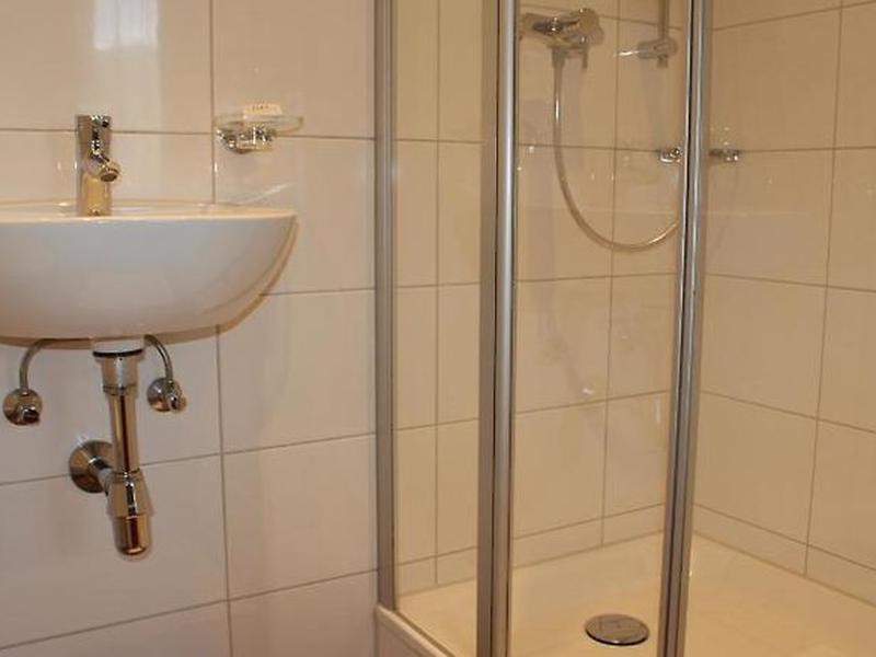 B946507CC3BBB817DB6F72232C411E87