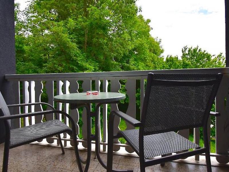 018D101DF0F51116BA92095D1ADD381C