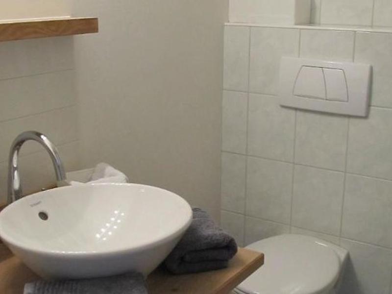 EAC1D38D720C7F22F60A18165DE216C7