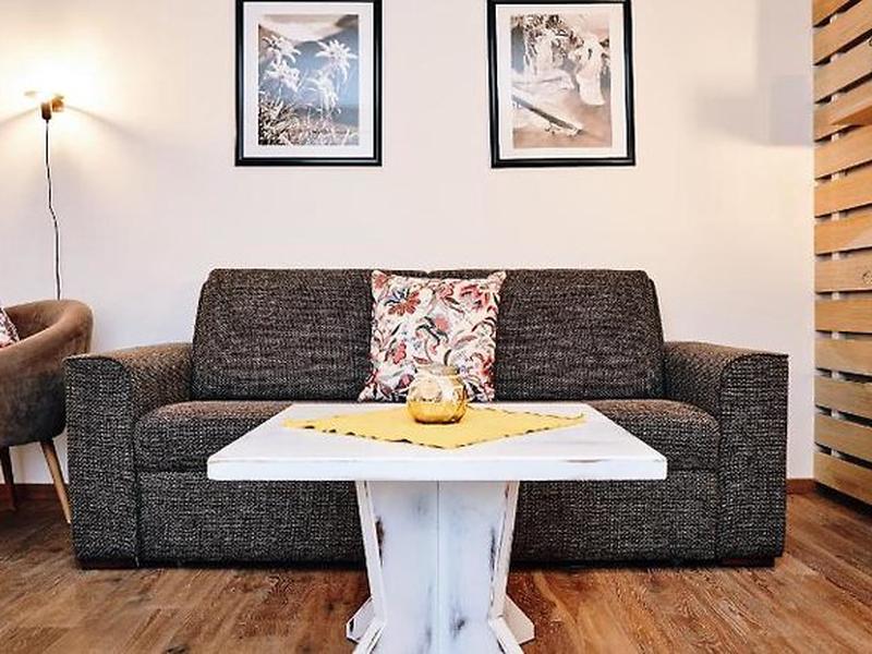 F03AD7BADD4E5CE96014DD09C79D84F0