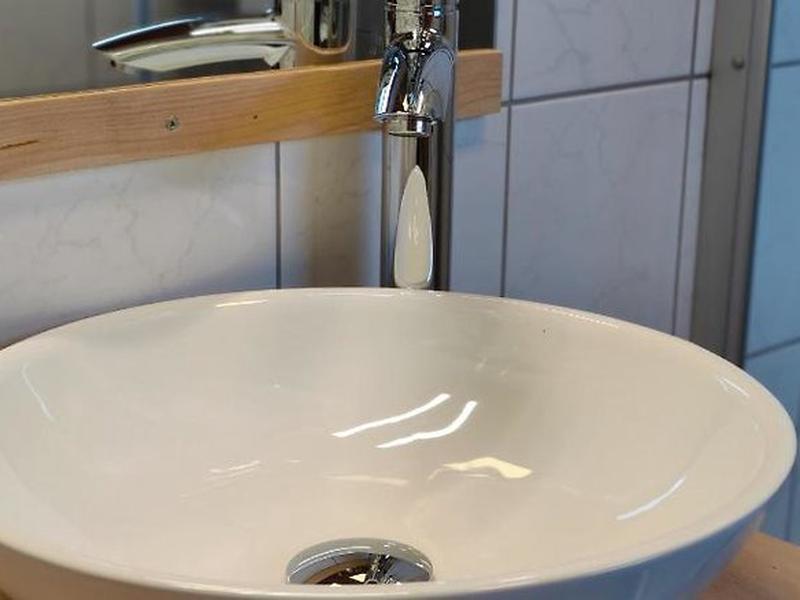 C79747937FDFE9CB9DB185852C1A7043