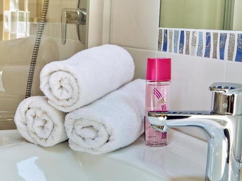 2B0E512D8053A62B128A2DD4F3FC0397