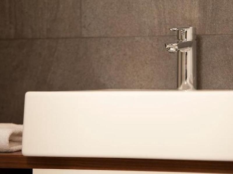 41022E95A493D58E83F0C302AF405C3B