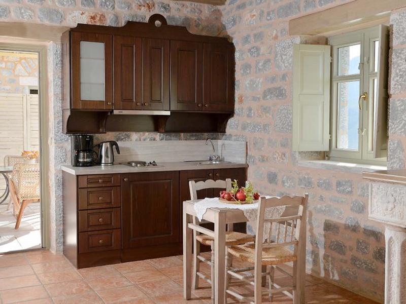 3E33C57B3360AFB472E9BC81502C86D5