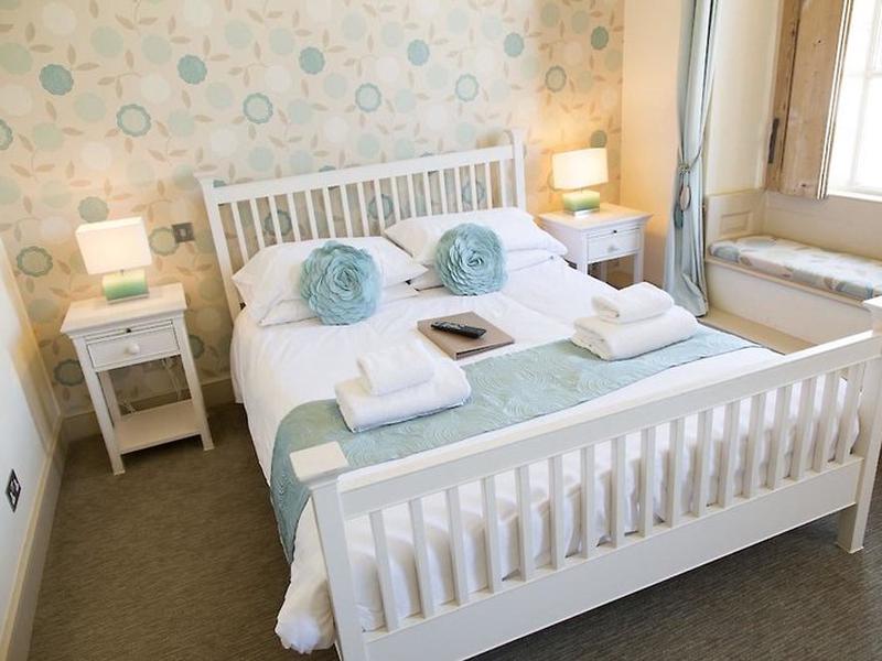 77D33E6E6D5EC02CB6D61882094B20C2