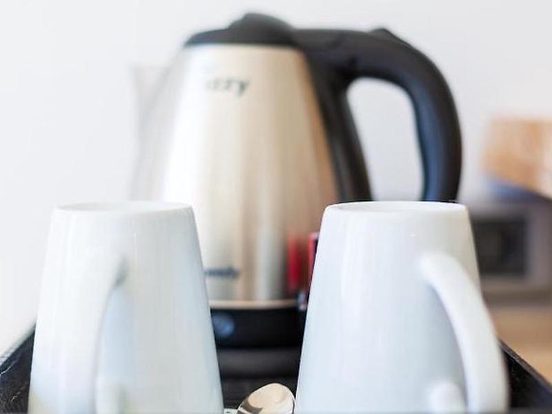 2049E98FC894DD142831B6D8816DBD4B