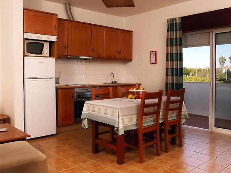 0C614E0C8E53180A176E9FFFF6F57C93