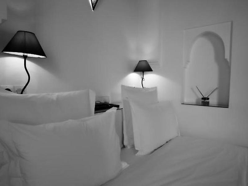 32F570CA729A3802F701AA46E182DD5D