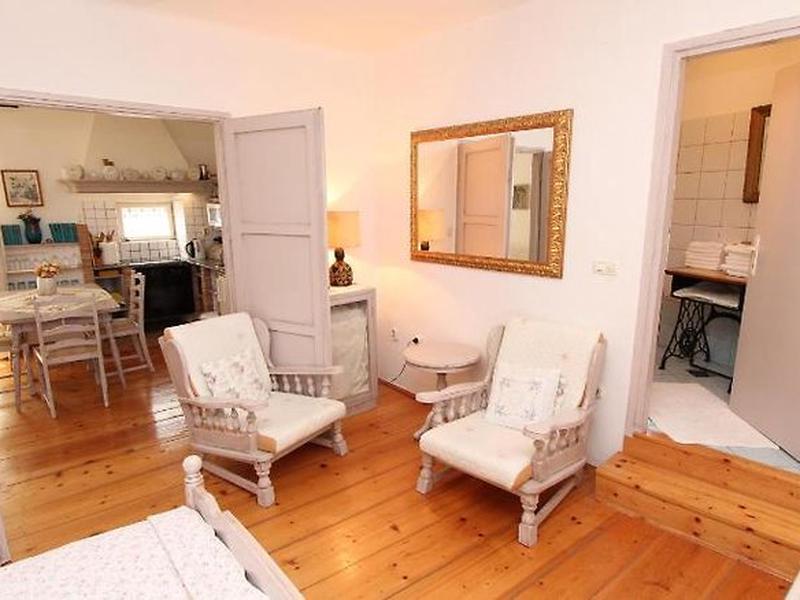 5D7EA742918706C6C8D18AA536F2A6B0