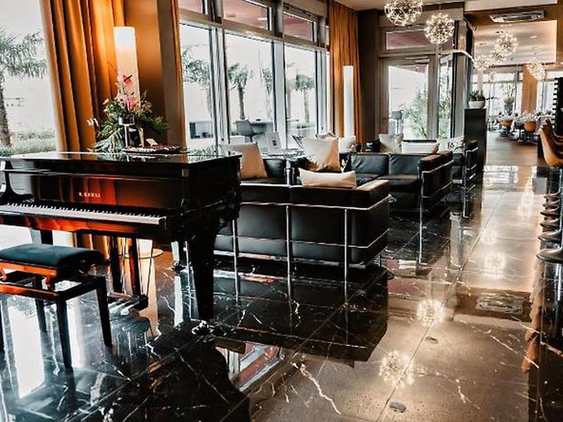 AC40B3E06648F94EB3EA435BF1DEDE7D