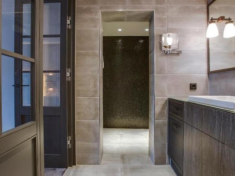 1AA1A56E6D85B5384B3FFDC9F05113D9