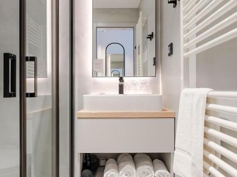 22099D34ECB58D82CA865F28F7229511