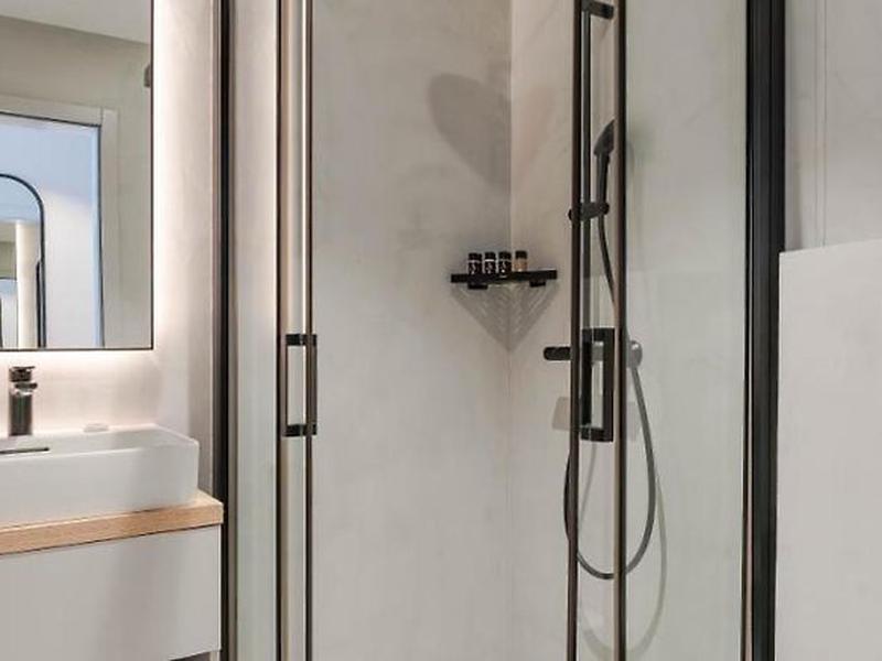 0686AE3DBB6D8AA45B4C3589BE456005