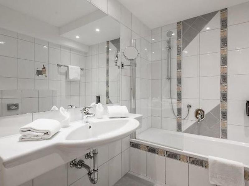 775747B4DDBC6ED0A78E4F3B4051F723