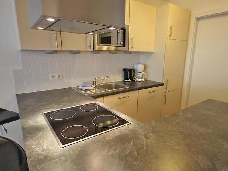 23BB701C2D492D3D53EEE4CE6D7D3889