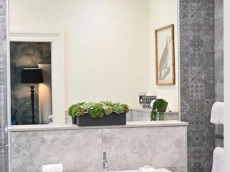 76DD626CC2643F38158BA864A5531D2A