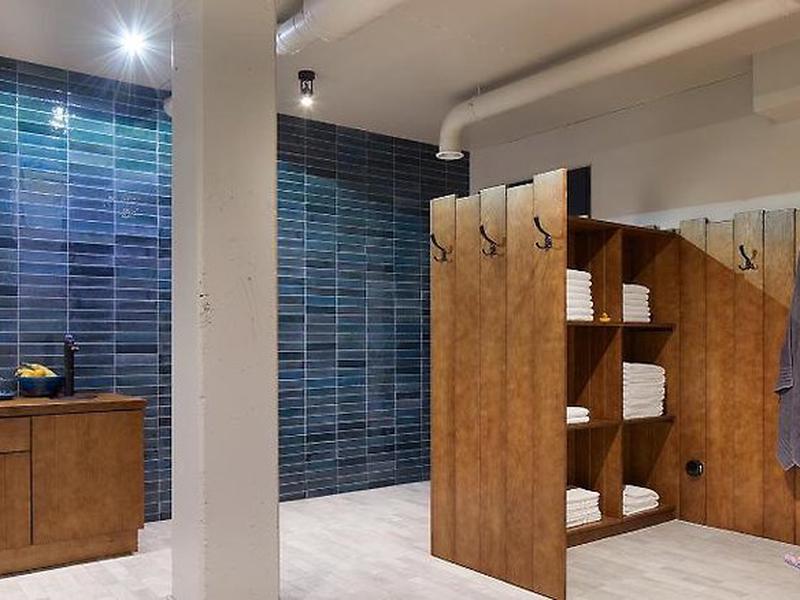 F0EA8C9642BBAC799C1FF081DB84EE99