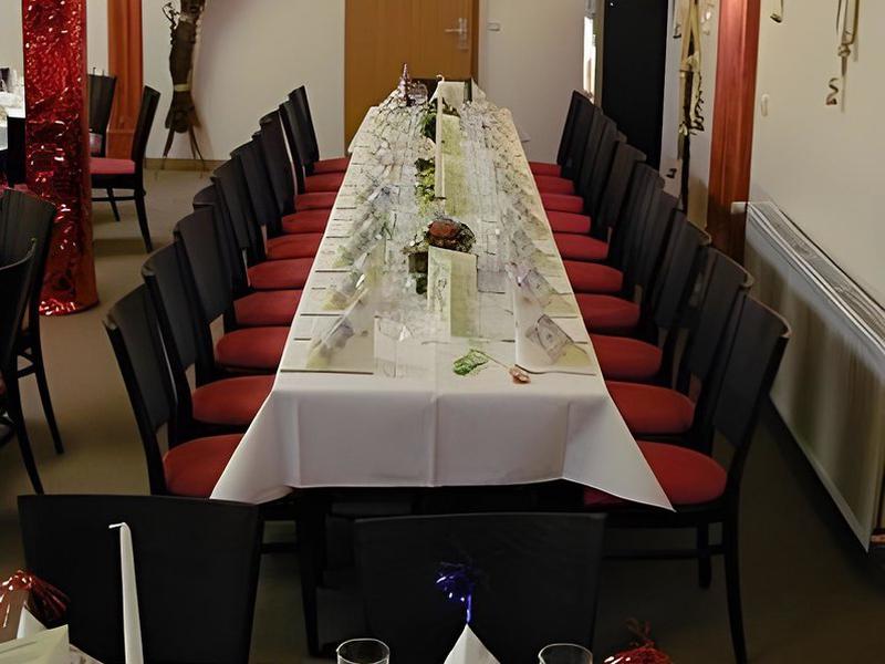 BF8E0AEFBD3563206F393BCE0BD243CE