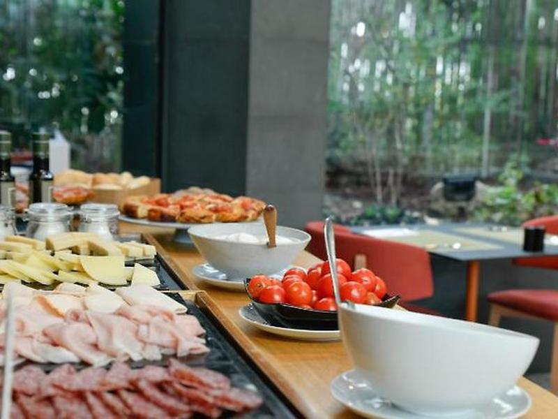 C5EB5D79423F60A70EB2E109C74529EB