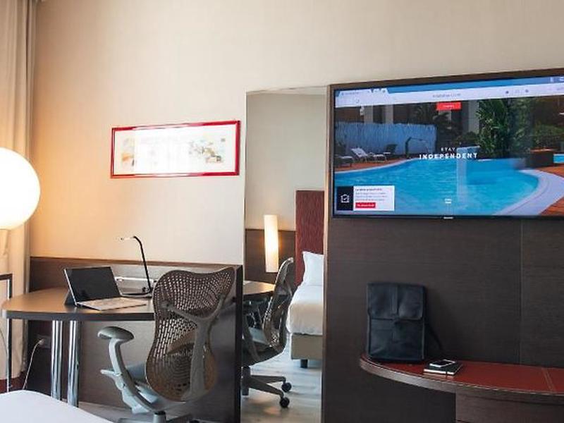 04B7E03F4D6D20AAE80D6FF335C341F3