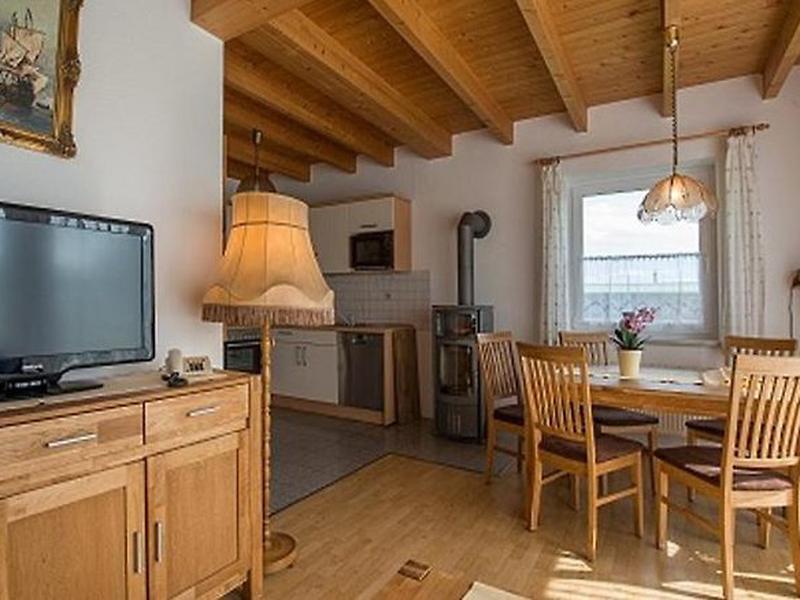 D5AB63E7ED9F2125FAE5185C57A7D4D2