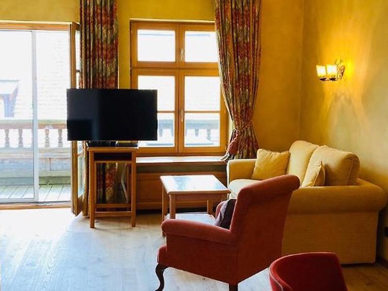 E8F4B43D37AB1C1C8AC687E1C5015402