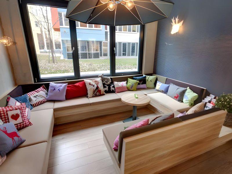 2B32BFE435EF9DF5754F7CB9FD124219