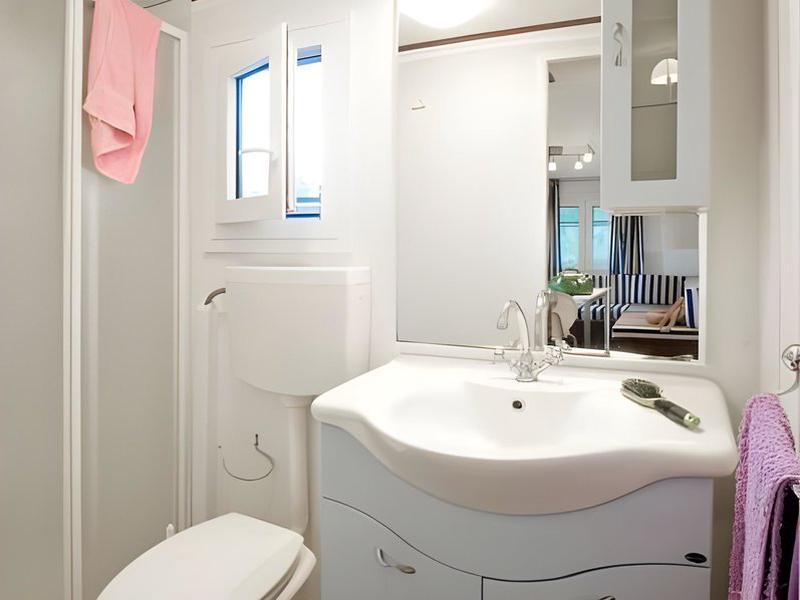 15606C91D6A84CE5DEEBC9CB0D000CE5