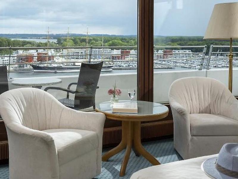 69CC15C92517068A7A3FB3D8C950014B