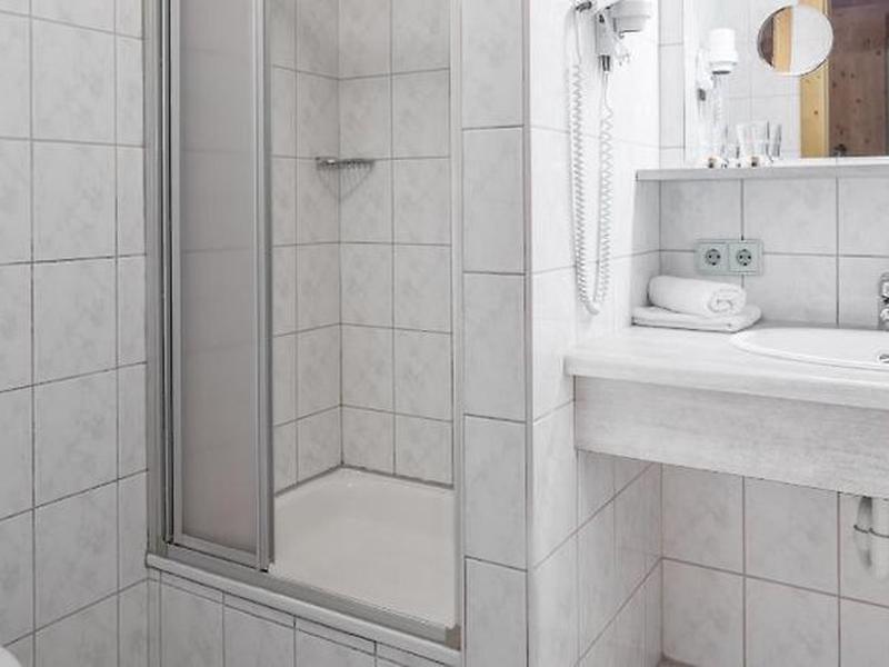 A11444F9BF7C864874B0D0357AA019ED