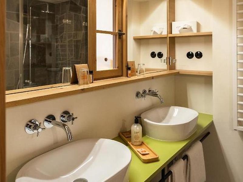 1B7C2202D0395DFB7160171FD9538D79