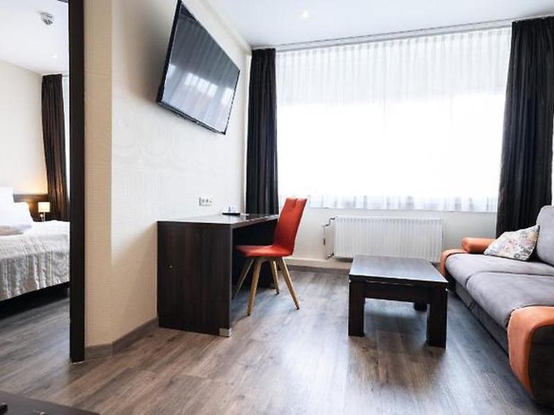 823A113F039D342D996BE527C6E27B98