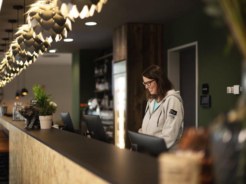 52047BE8E634097369B9E029799E6404